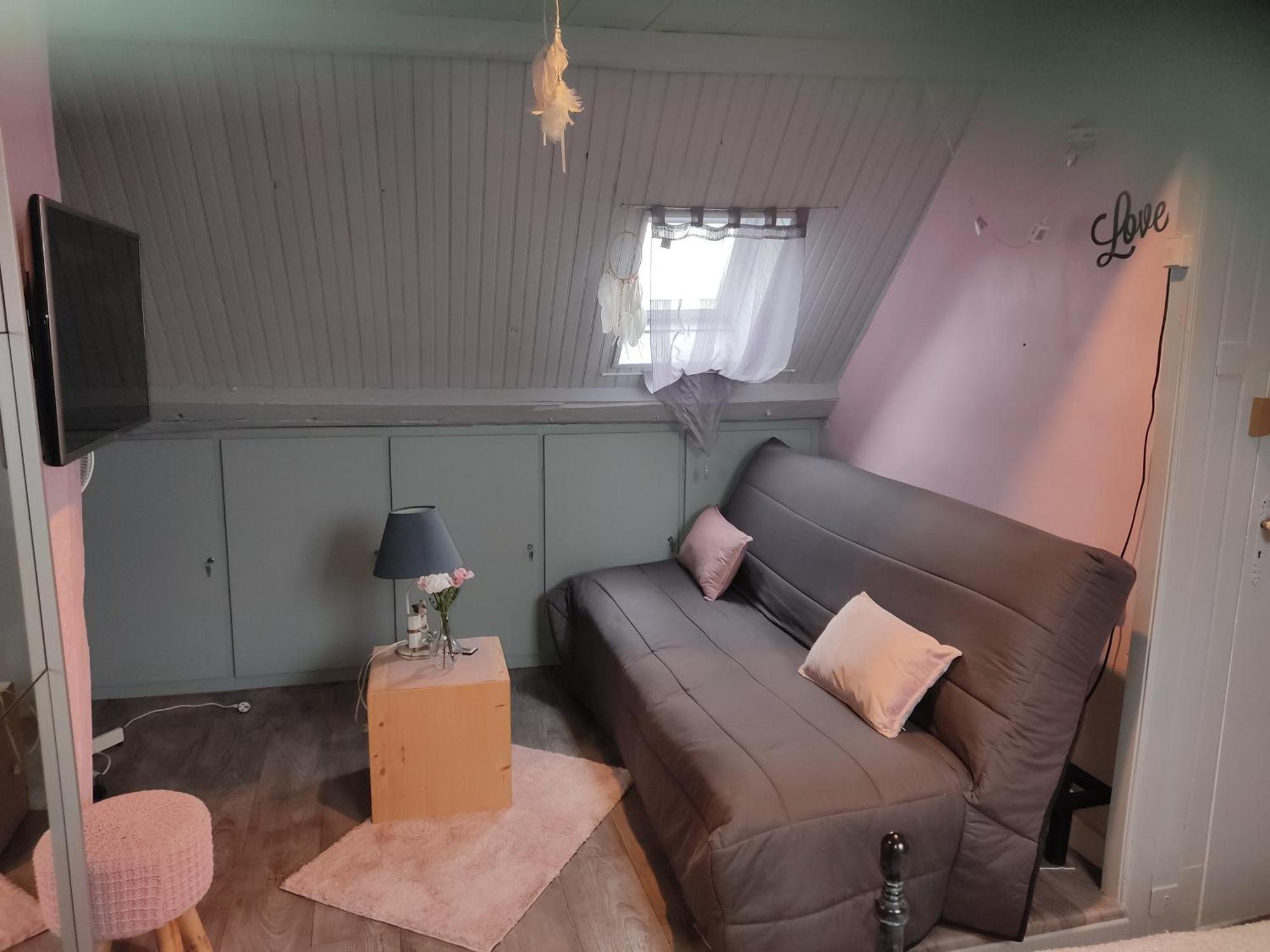 Le Lion Dort Bed & Breakfast Cormeilles-en-Parisis Exterior foto